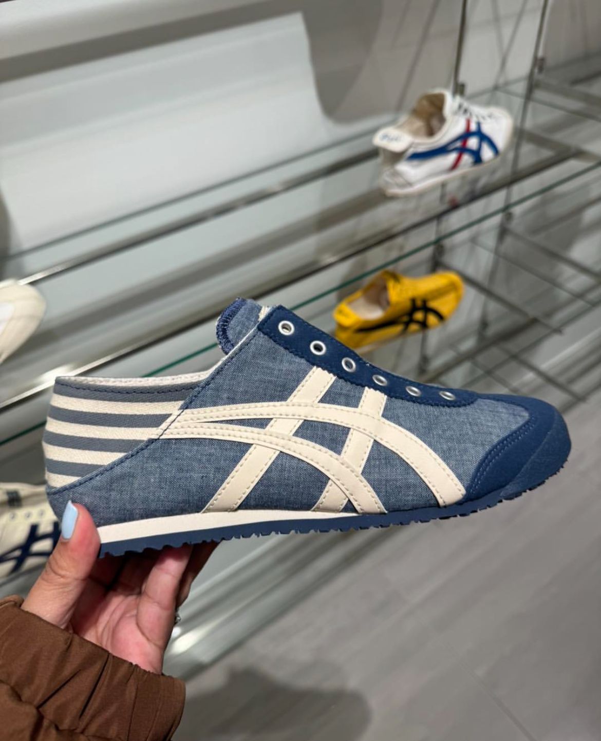 ONITSUKA TIGER Mexico 66 Slip-On Sneakers