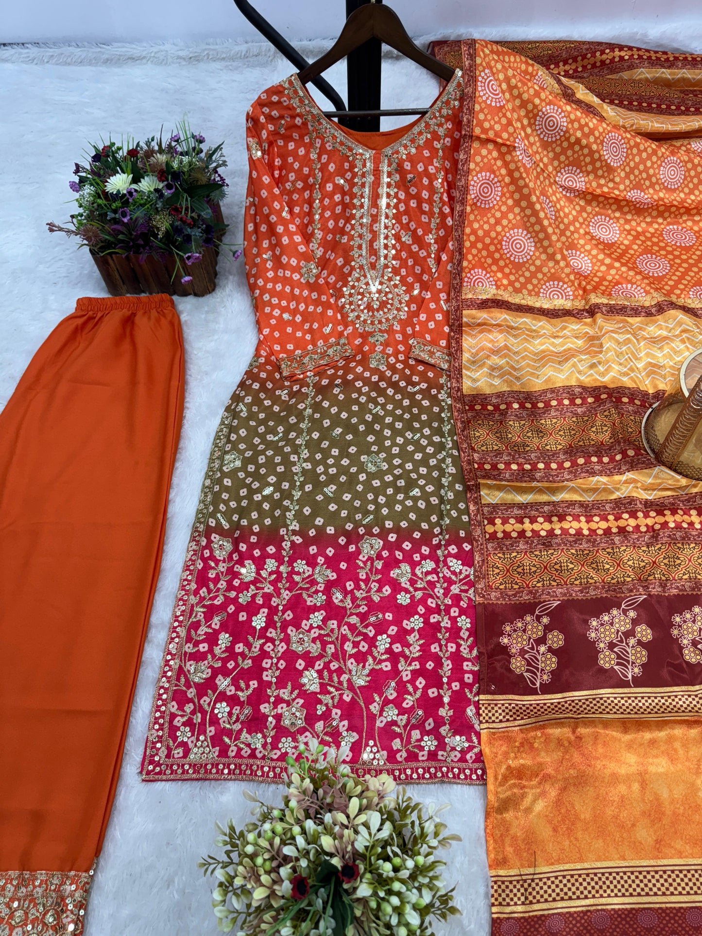 Printed Kurti–3-PIECE READY-TO-WEAR SET