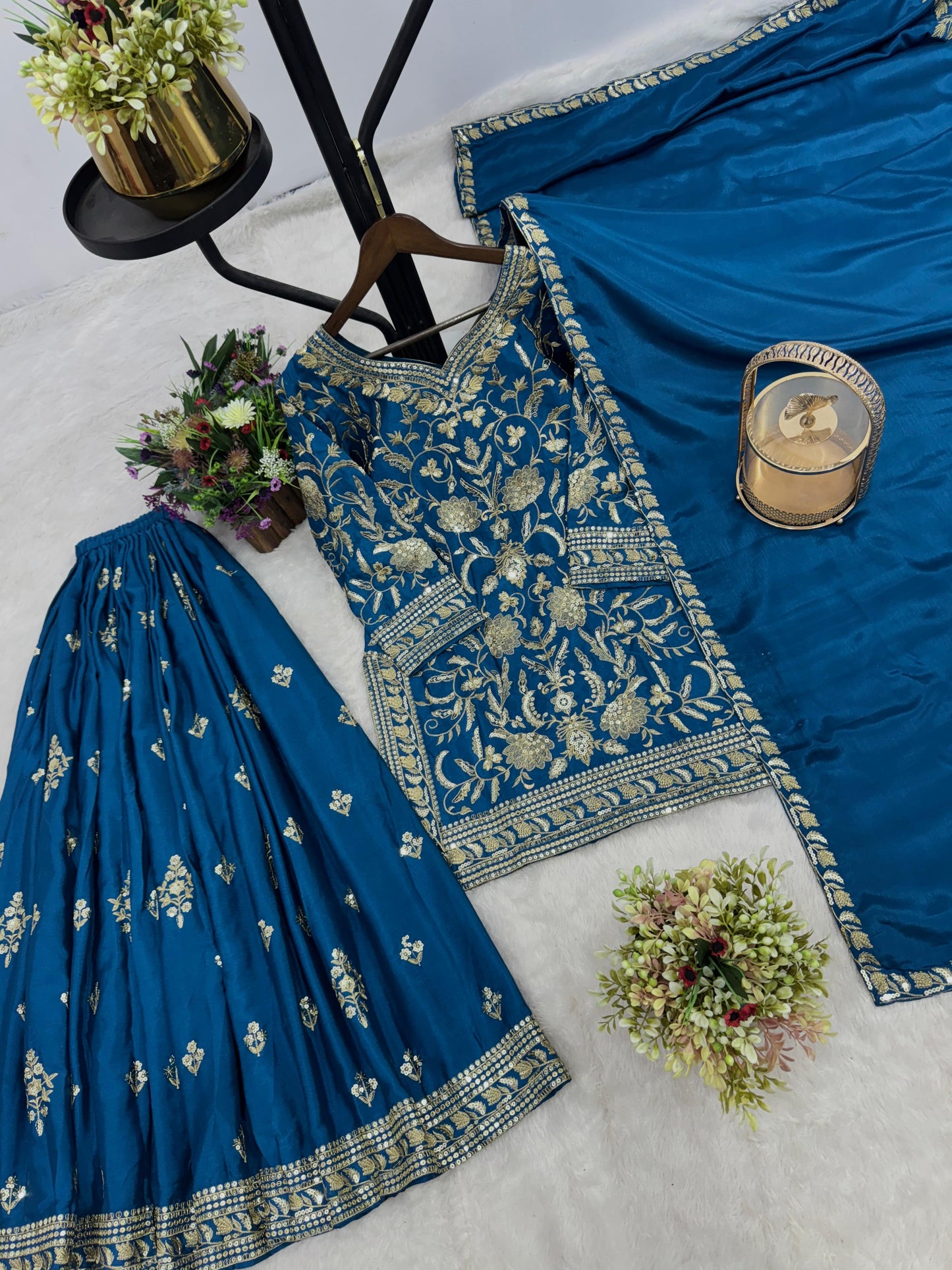 "Sitara Royale" β Bridal-Inspired Ethnic Glam Set