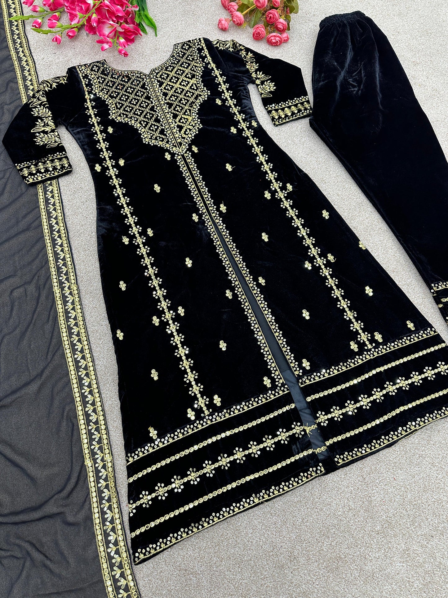 Beautifully Stitched 3-piece partywear set with heavy embroidery and sequence work.