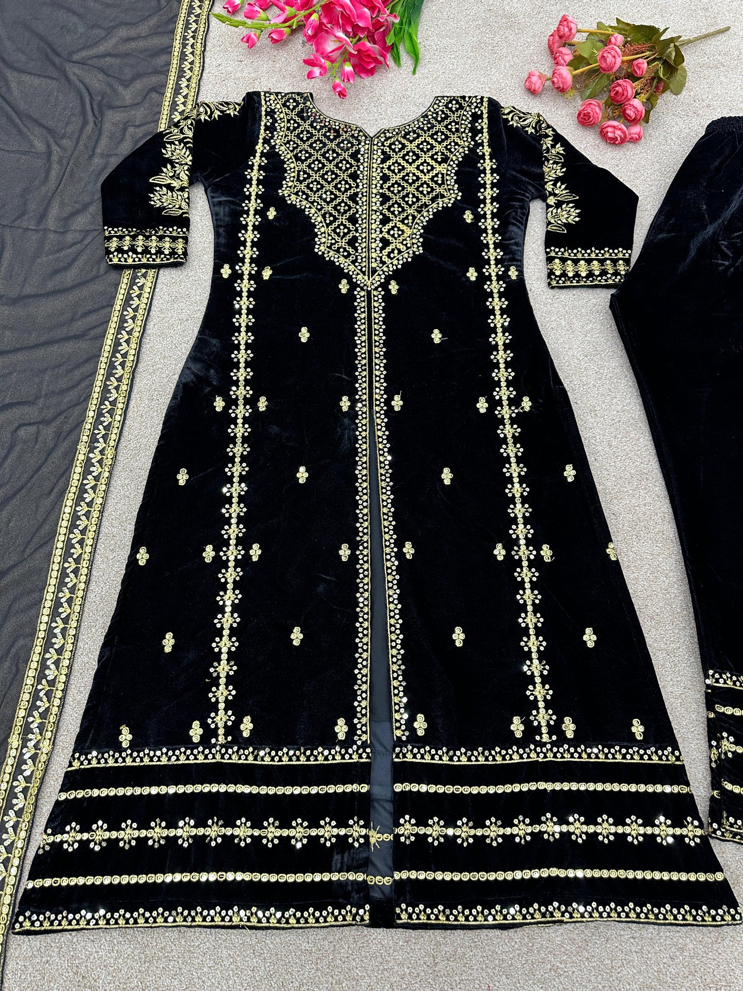Beautifully Stitched 3-piece partywear set with heavy embroidery and sequence work.