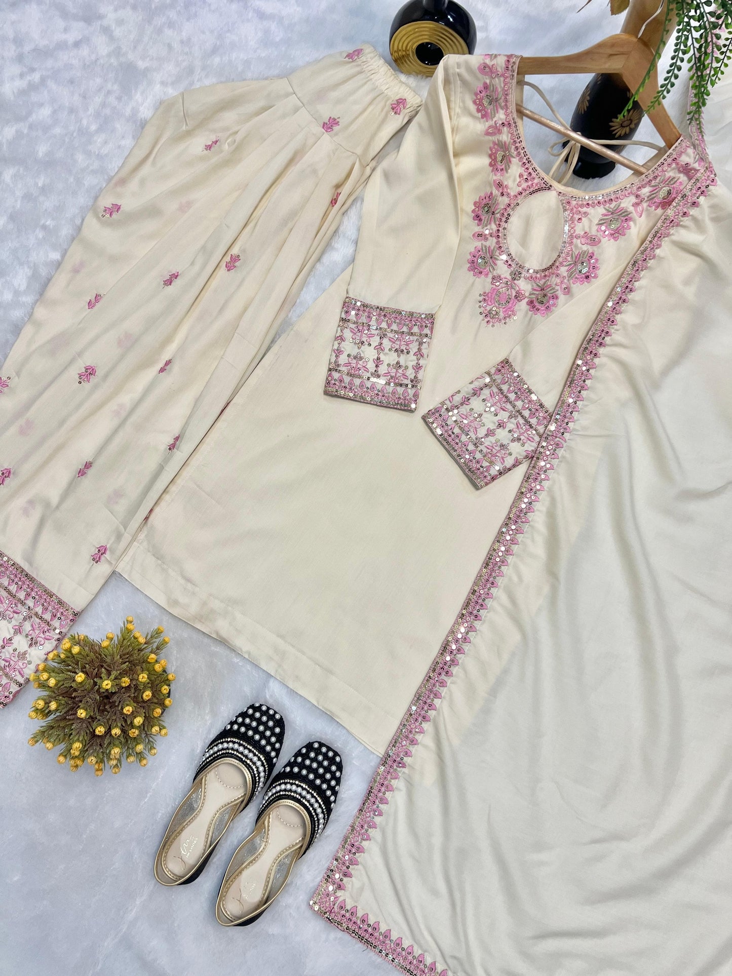 Royal Elegance โ Designer Party Wear Set with Farshi Salwar