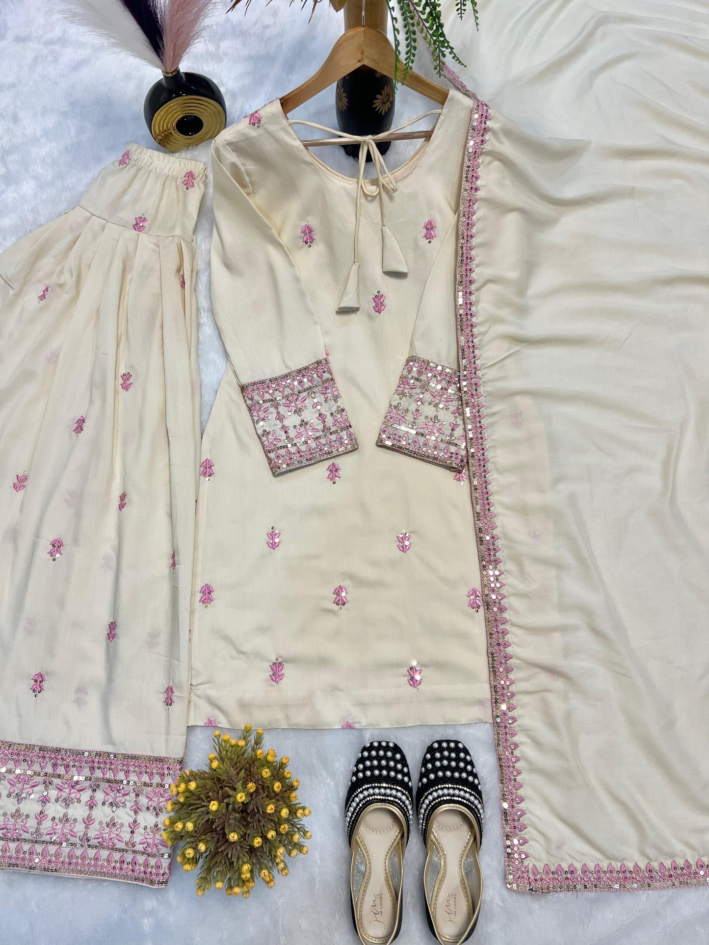 Royal Elegance โ Designer Party Wear Set with Farshi Salwar