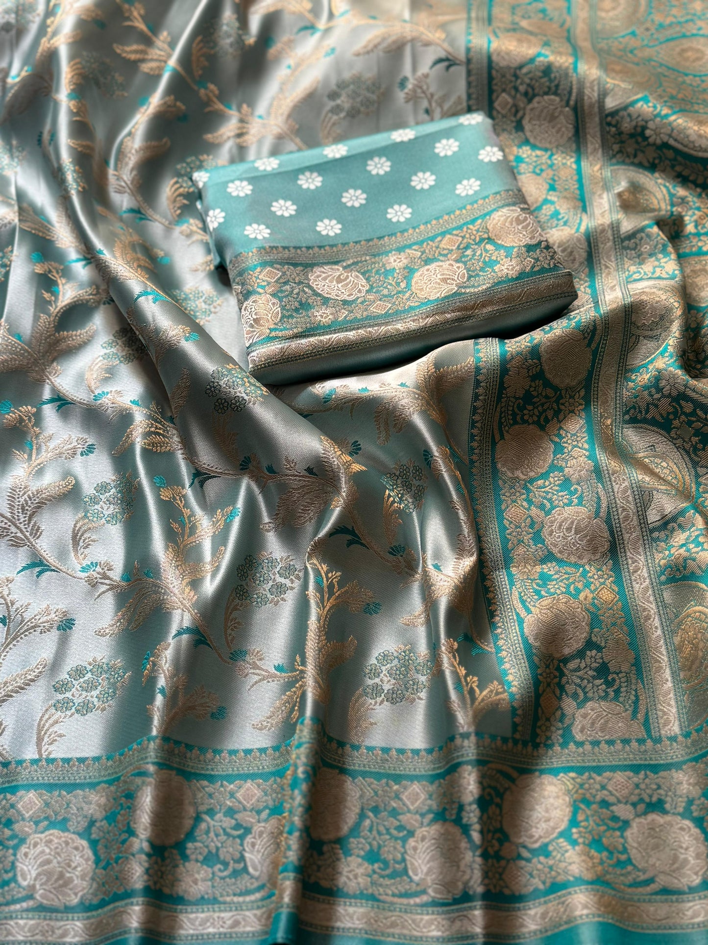 "Royal Bloom Two-Tone Satin Zari Weaving Saree with Butti Blouse"