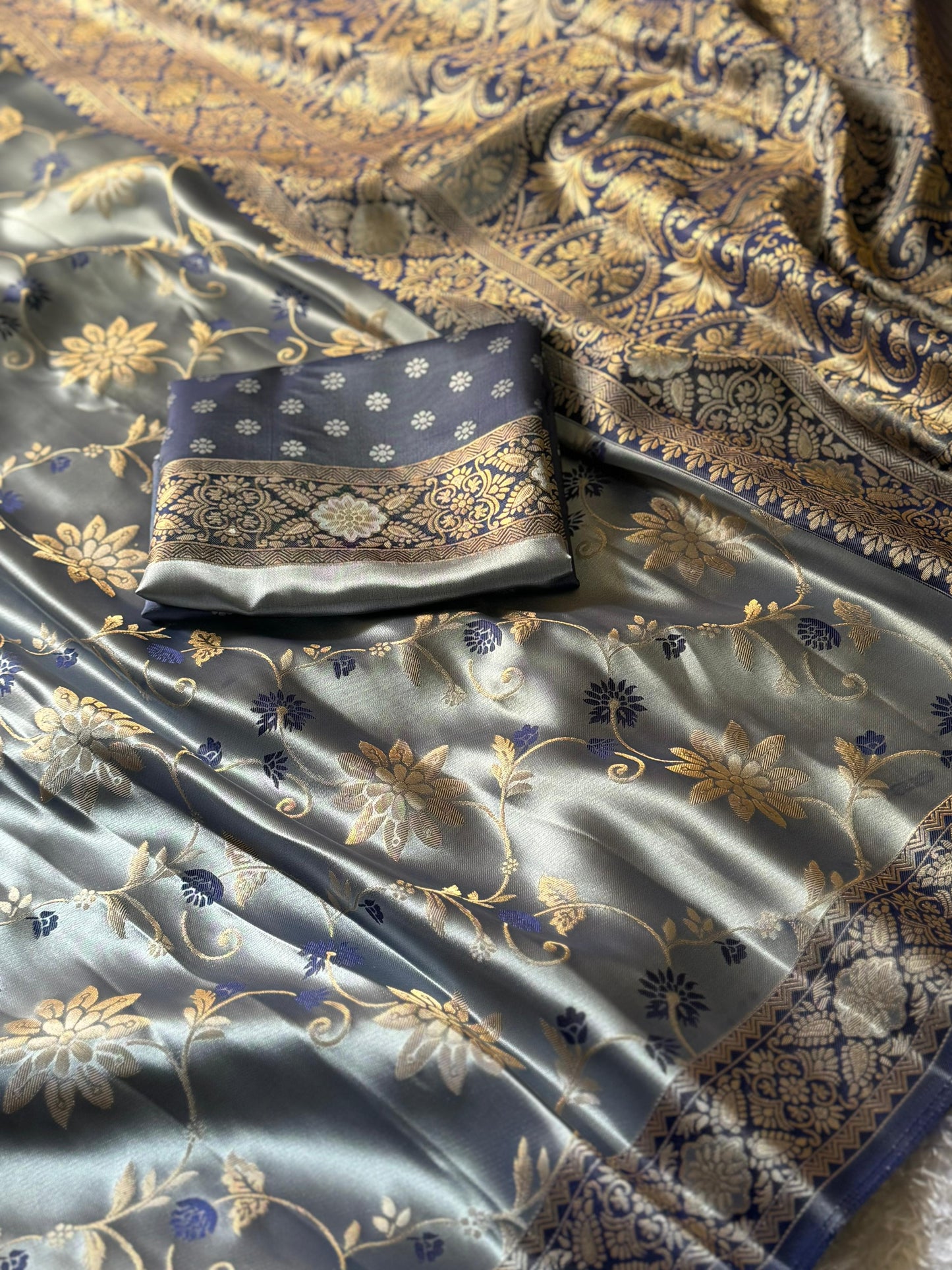 "Royal Bloom Two-Tone Satin Zari Weaving Saree with Butti Blouse"