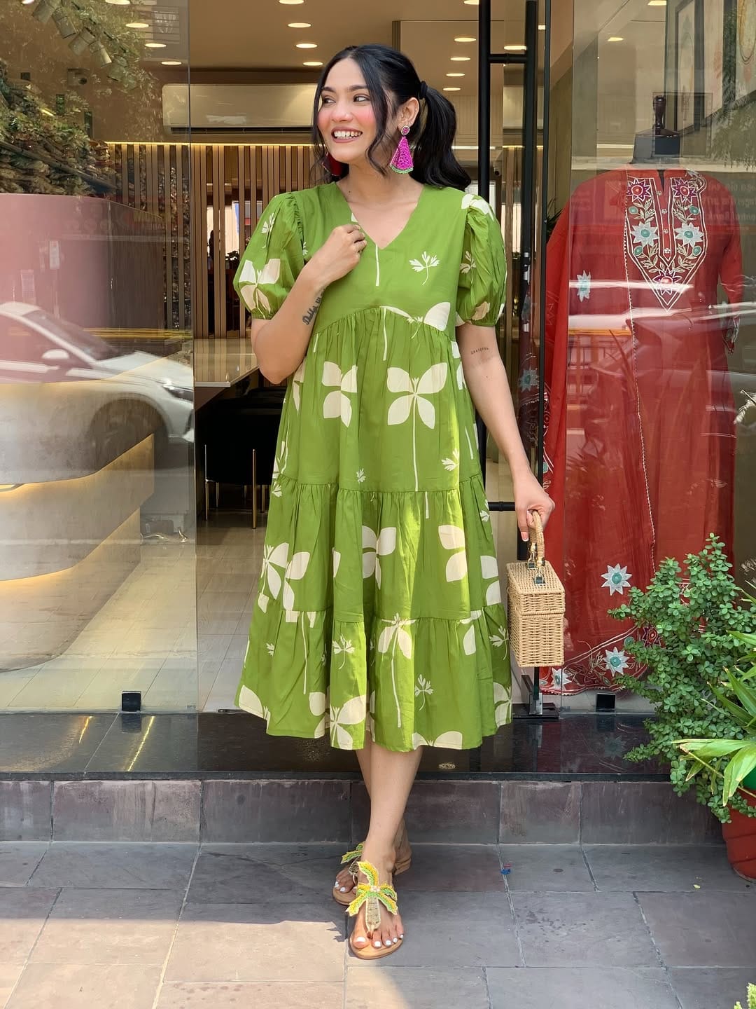 Stylish Midi Kurti with Puff Sleeves π
