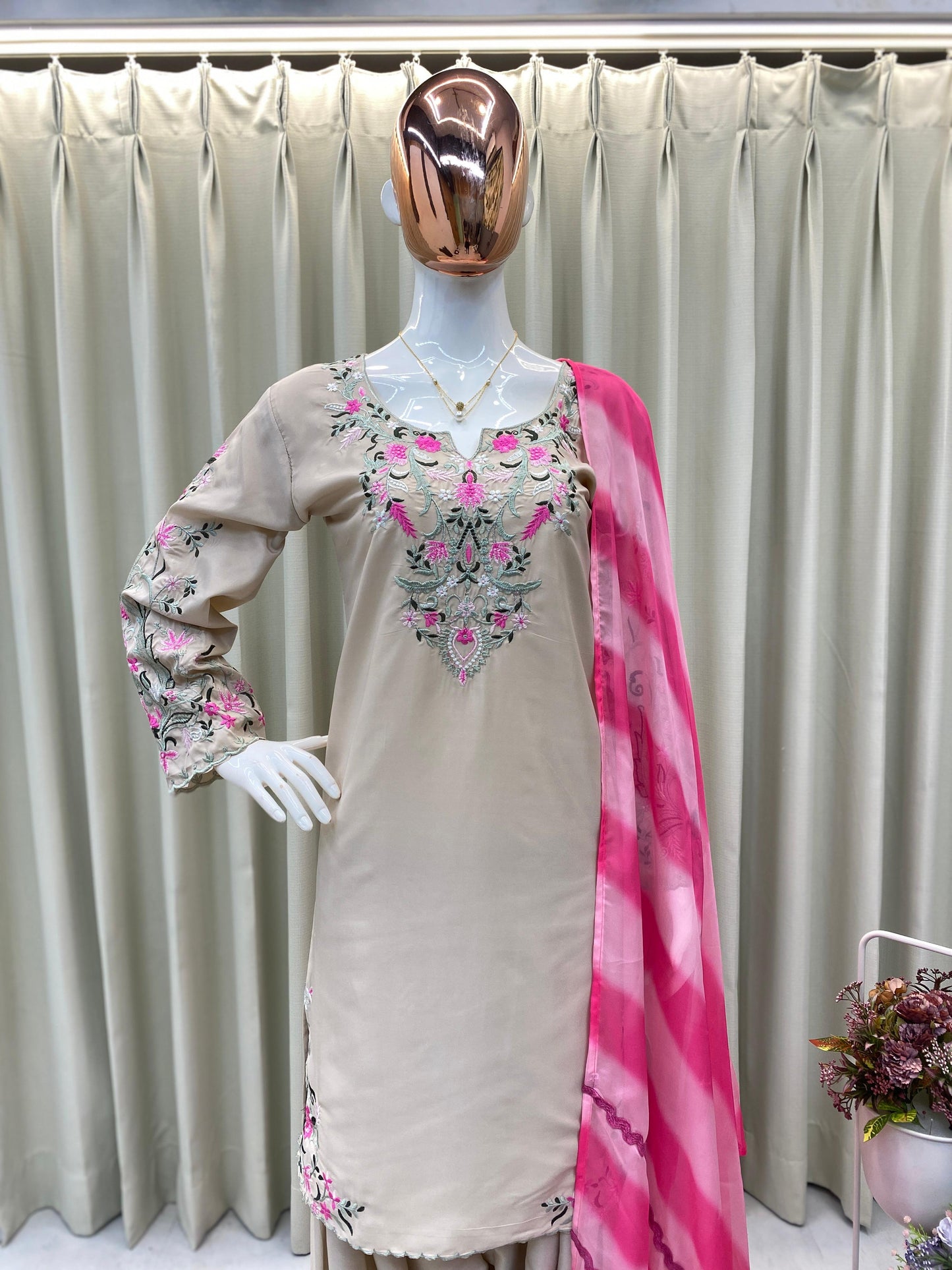 Designer Wear Exclusive Farsi Salwar Suit Set ✨