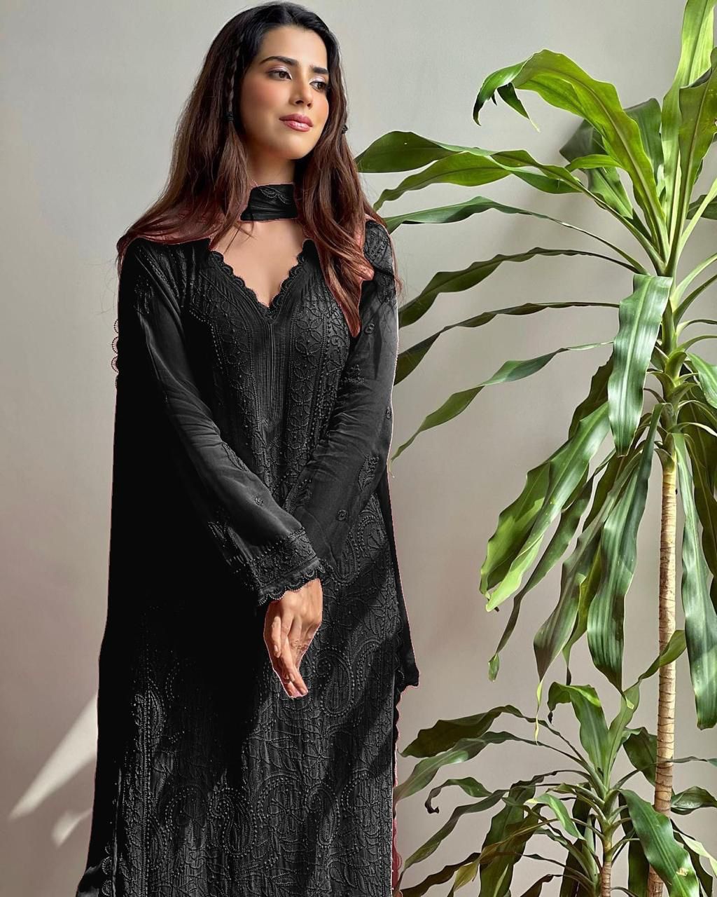 X-Lady Chikankari Embroidered 3-Piece Suit