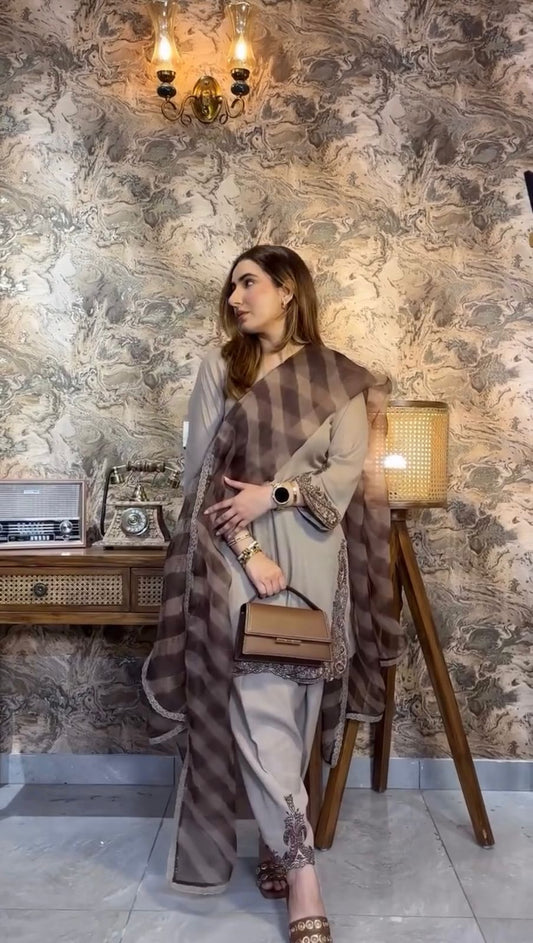 Designer Embroidered Fox Georgette Set