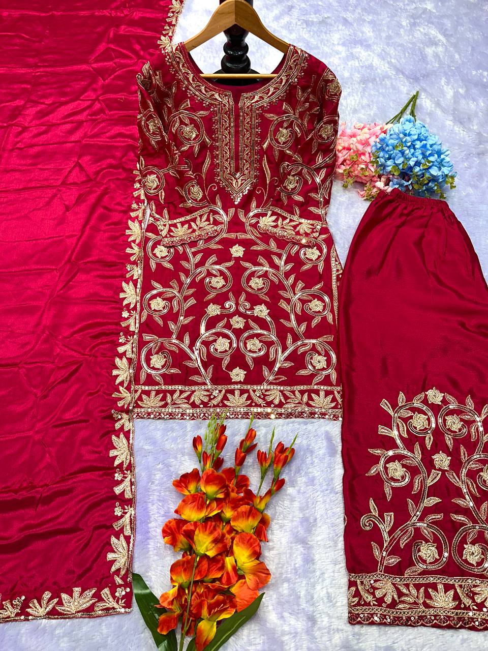 "Noor-e-Chinon" – Luxe Embroidered Ensemble